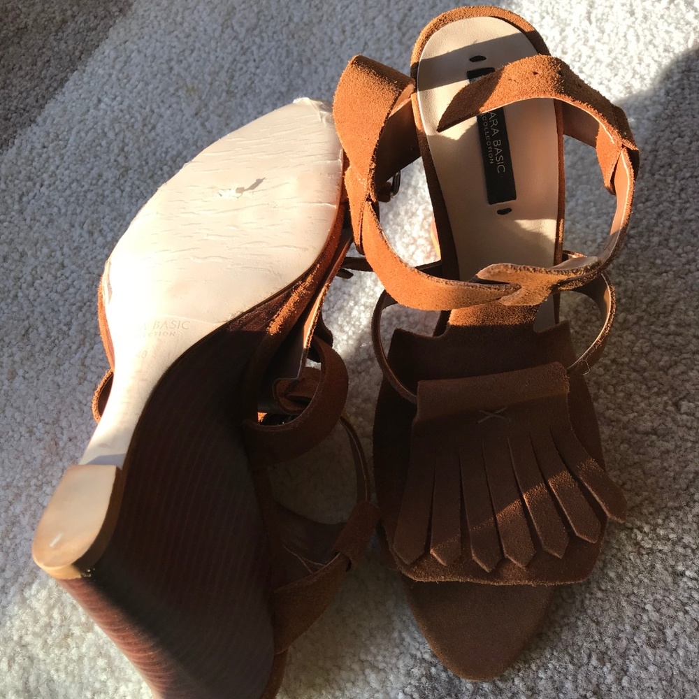 Zara Basic Brown Suede Wedge - Picture 6 of 6